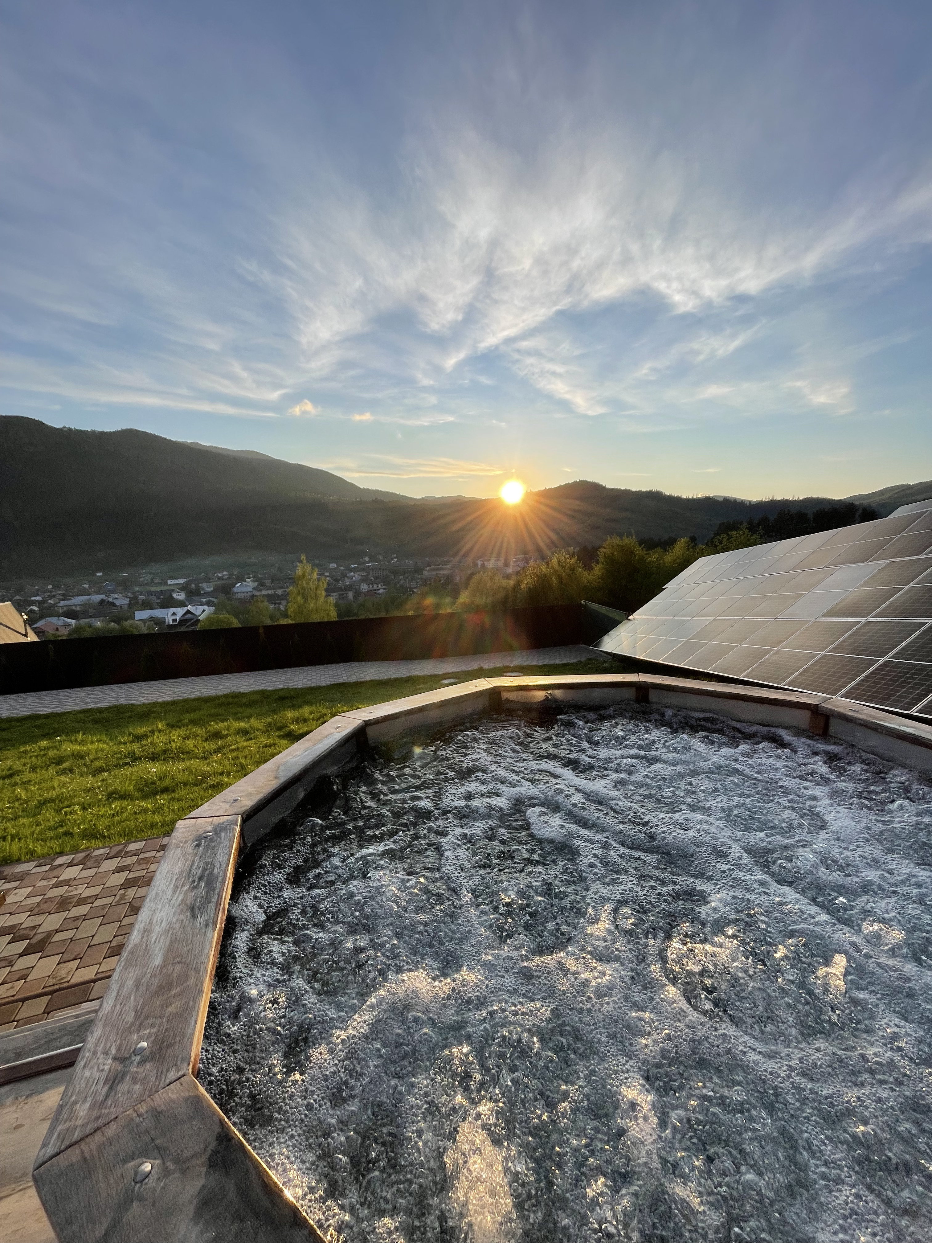 Чан із джакузі